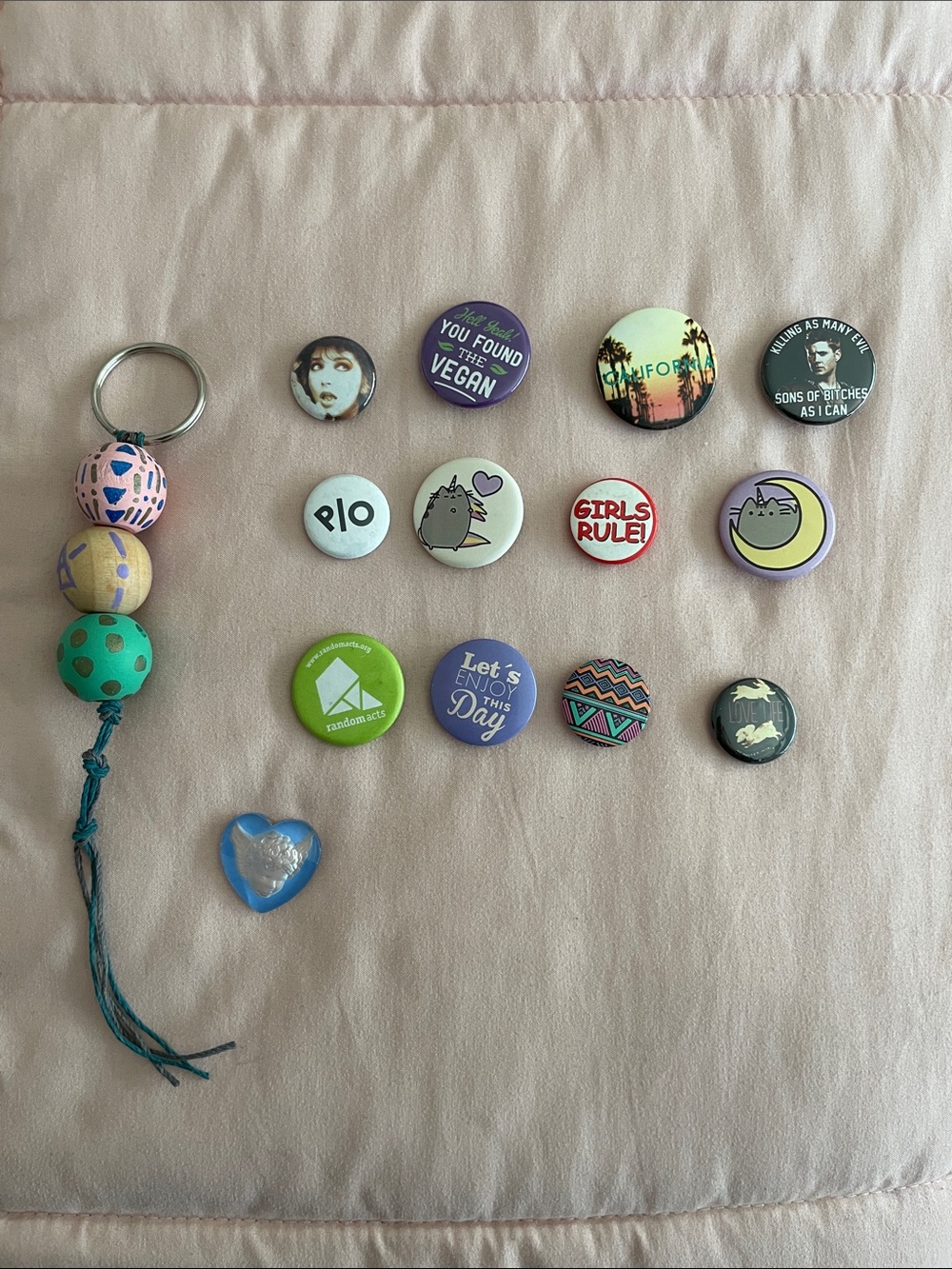 Dean SPN Girls Rule Moon Cat Pin Button - Accessories Trinkets Keychain Boho Mix